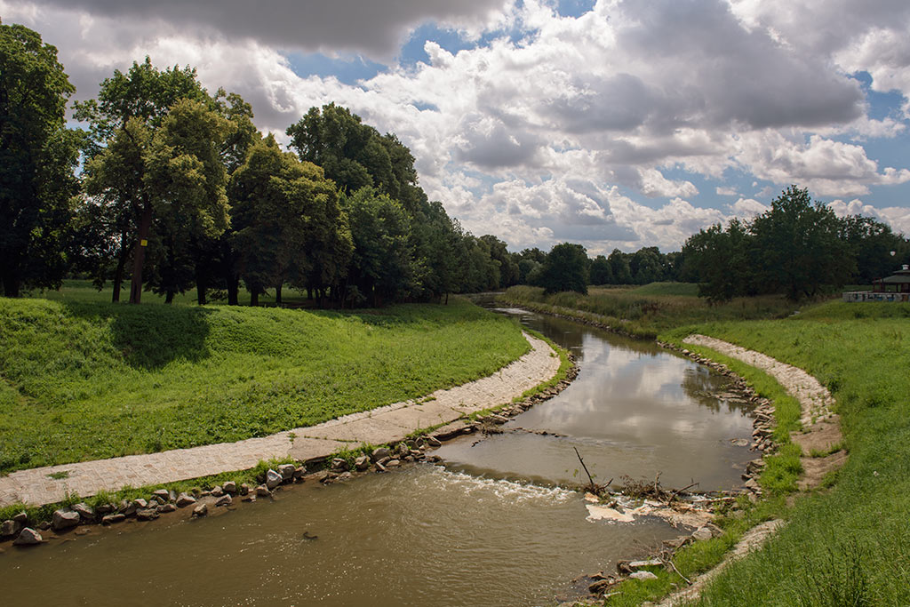 Nowe aleje i ścieżki rowerowe w legnickim parku