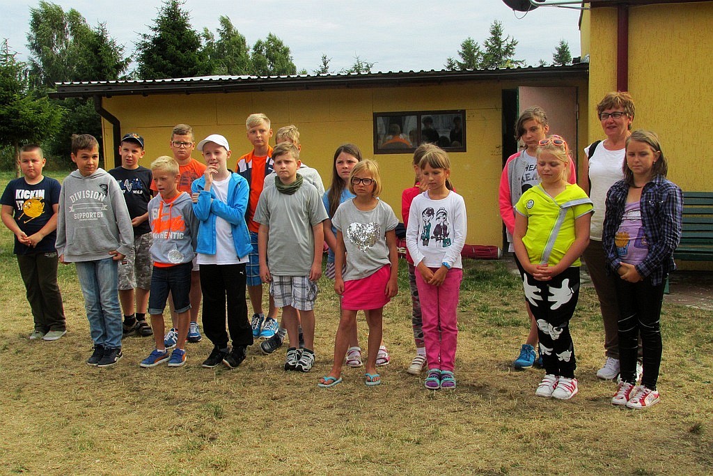Na kolonii w Darłowie dzieci bawią się wesoło
