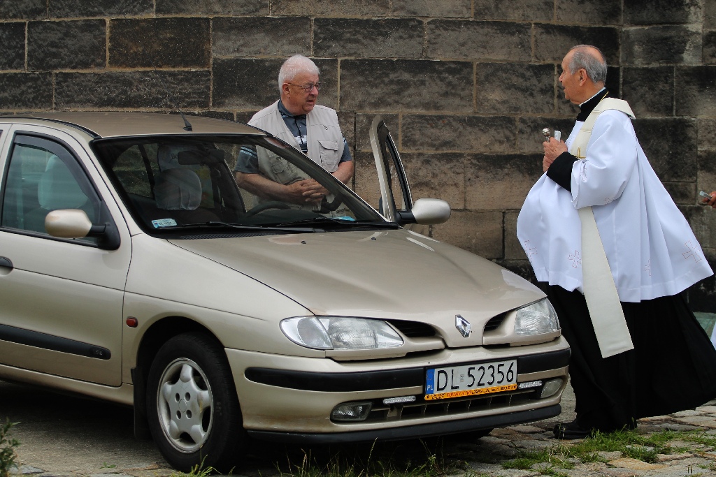 Poświęcili auta w parafii nad Kaczawą
