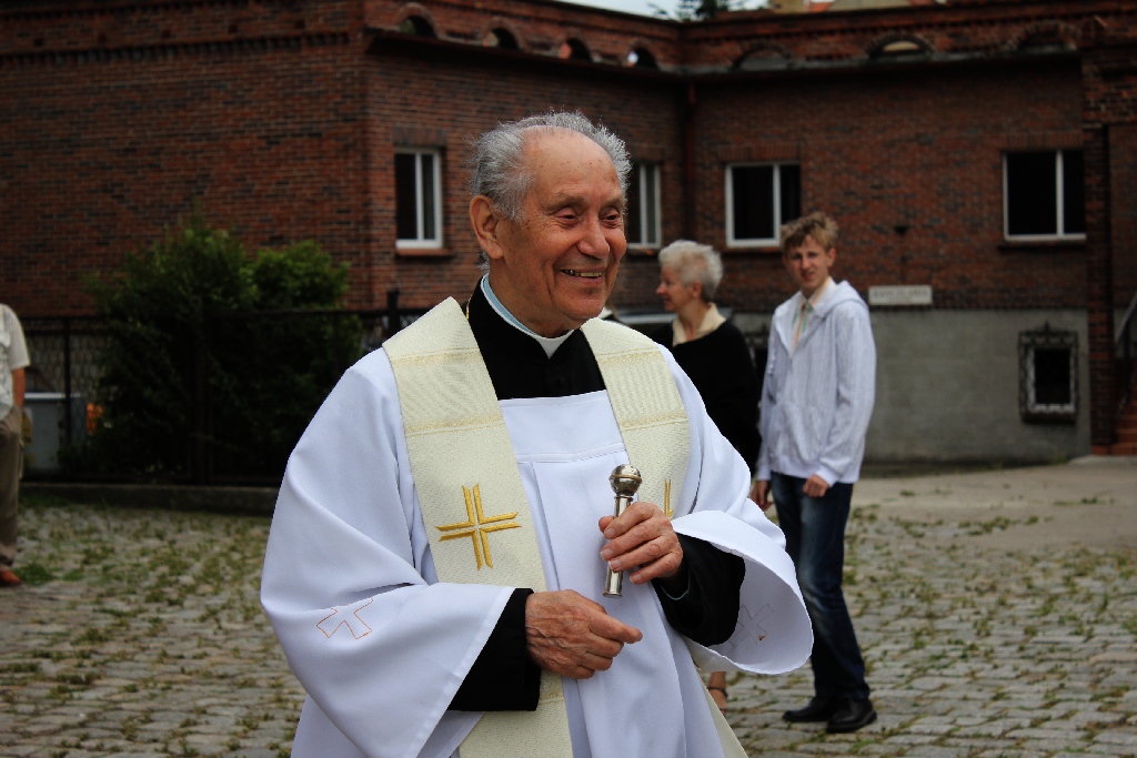 Poświęcili auta w parafii nad Kaczawą
