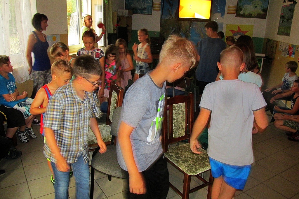 Na kolonii w Darłowie dzieci bawią się wesoło cz. 2