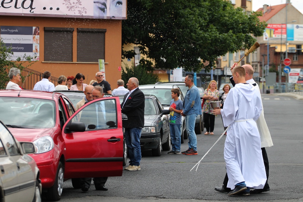 Poświęcili auta w parafii nad Kaczawą
