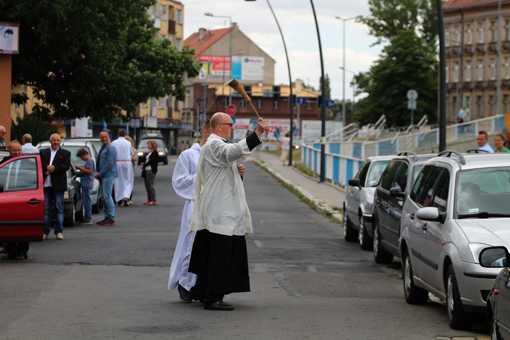 Poświęcili auta w parafii nad Kaczawą
