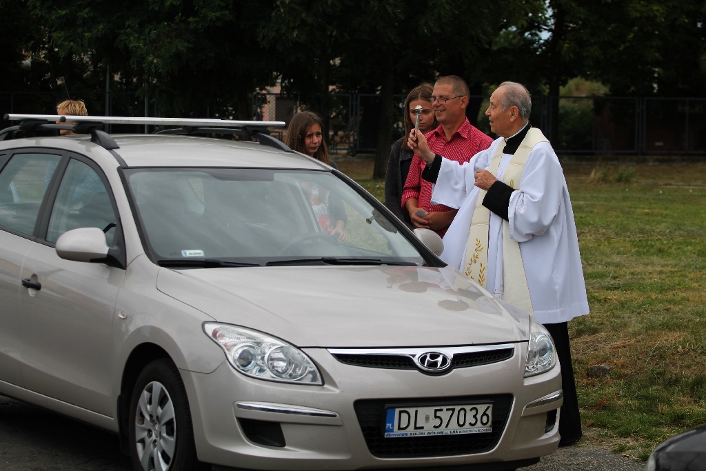 Poświęcili auta w parafii nad Kaczawą
