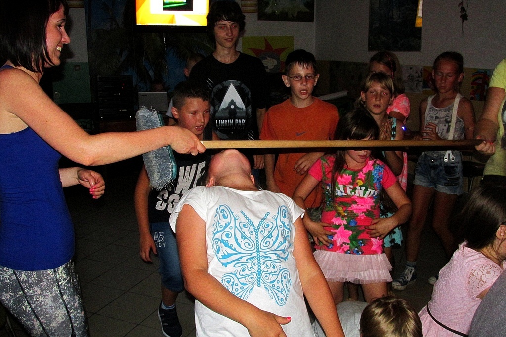 Na kolonii w Darłowie dzieci bawią się wesoło cz. 2