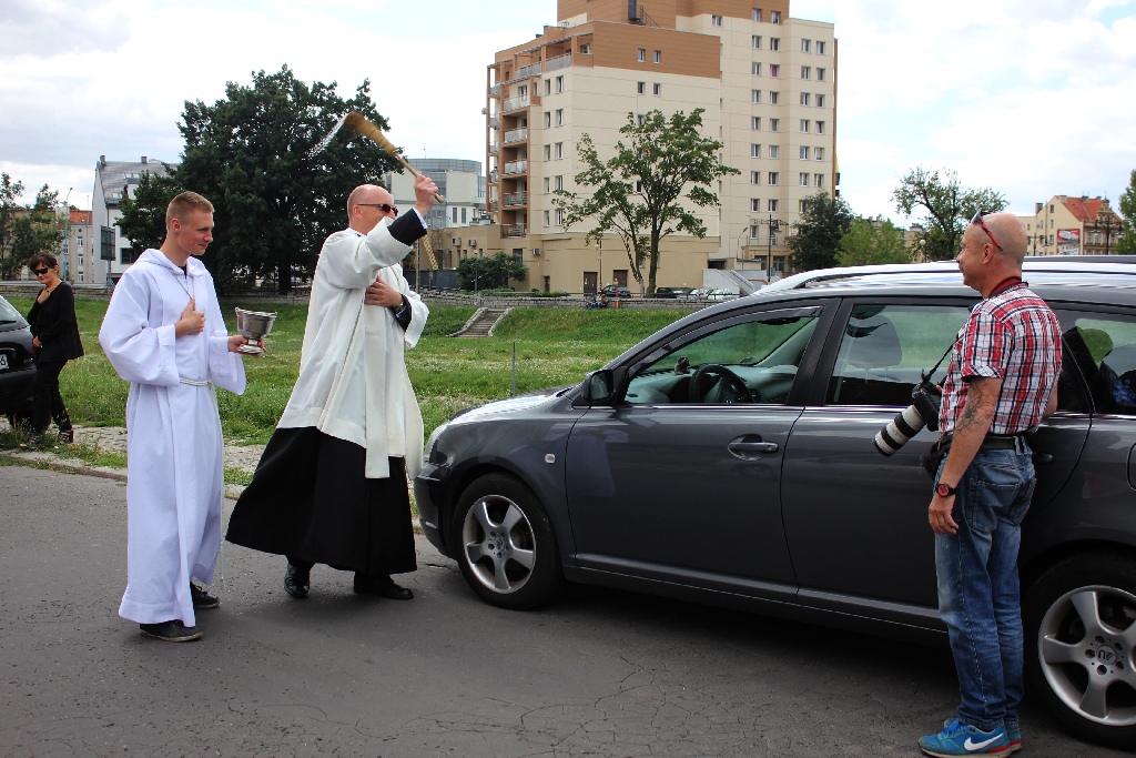 Poświęcili auta w parafii nad Kaczawą
