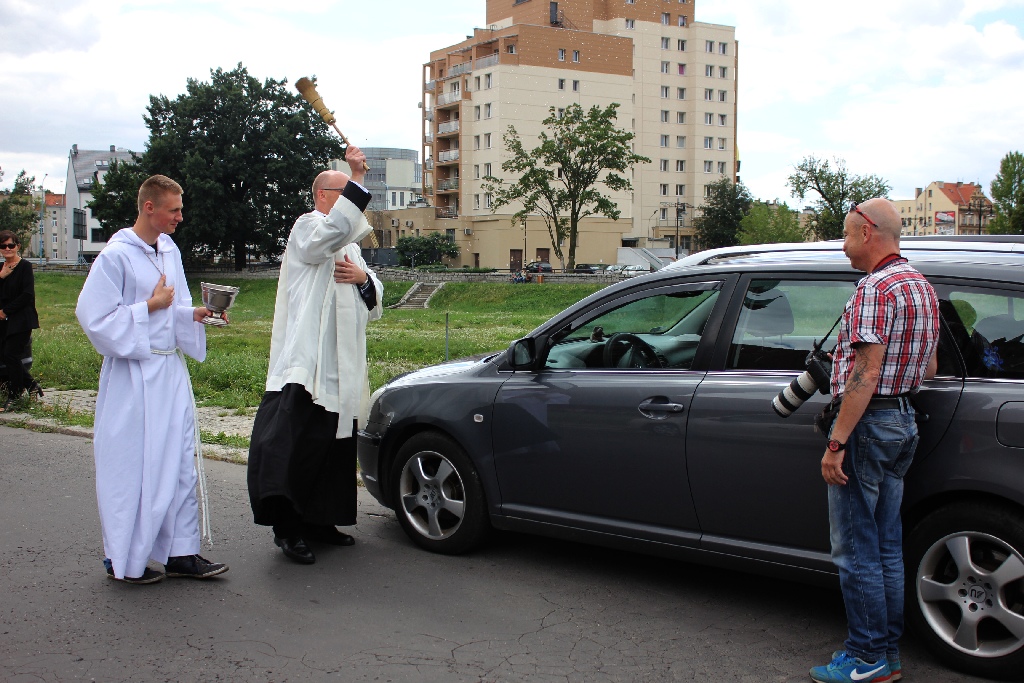 Poświęcili auta w parafii nad Kaczawą
