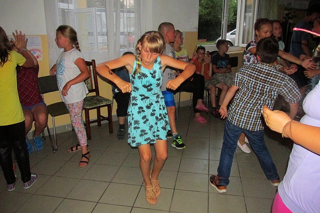 Na kolonii w Darłowie dzieci bawią się wesoło cz. 2