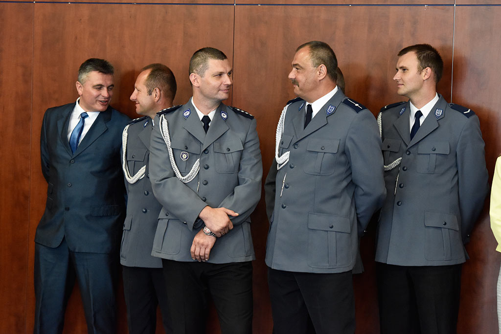 Świętowała policja. Były awanse i odznaczenia