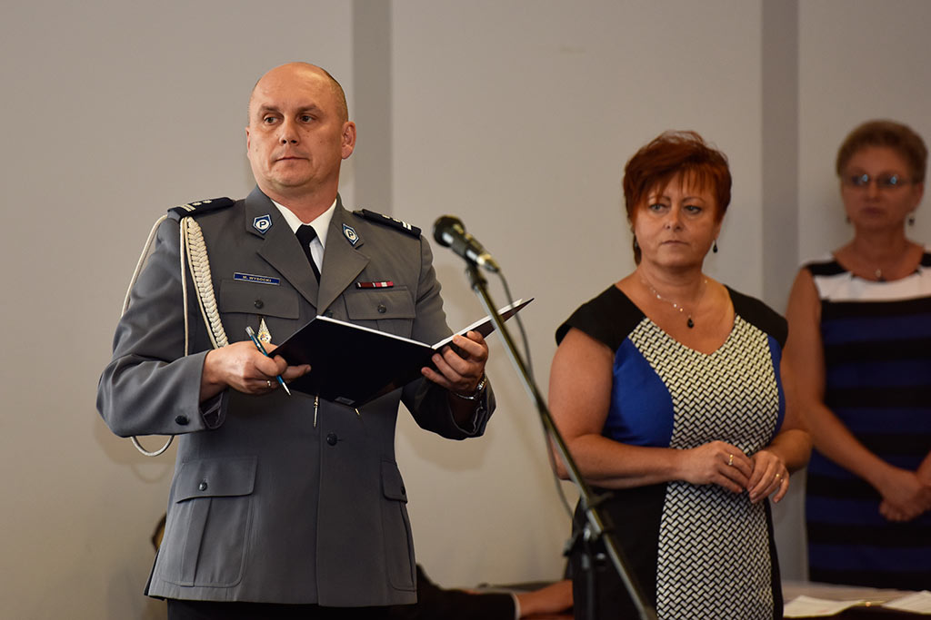 Świętowała policja. Były awanse i odznaczenia