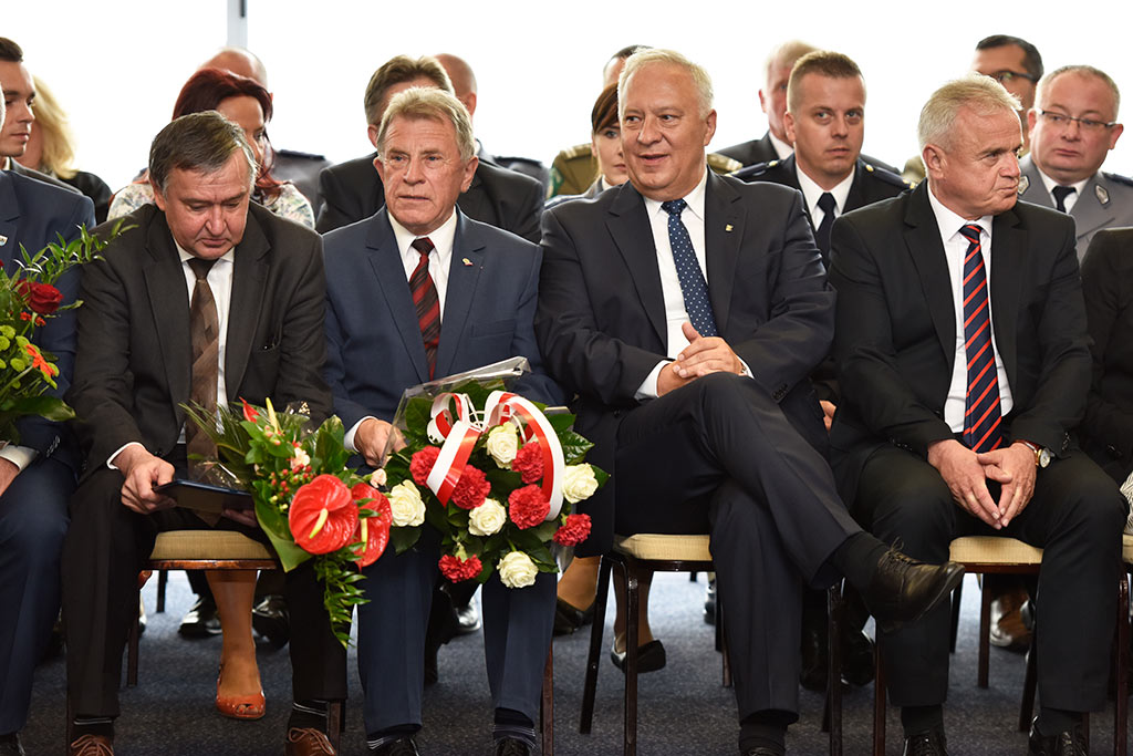 Świętowała policja. Były awanse i odznaczenia