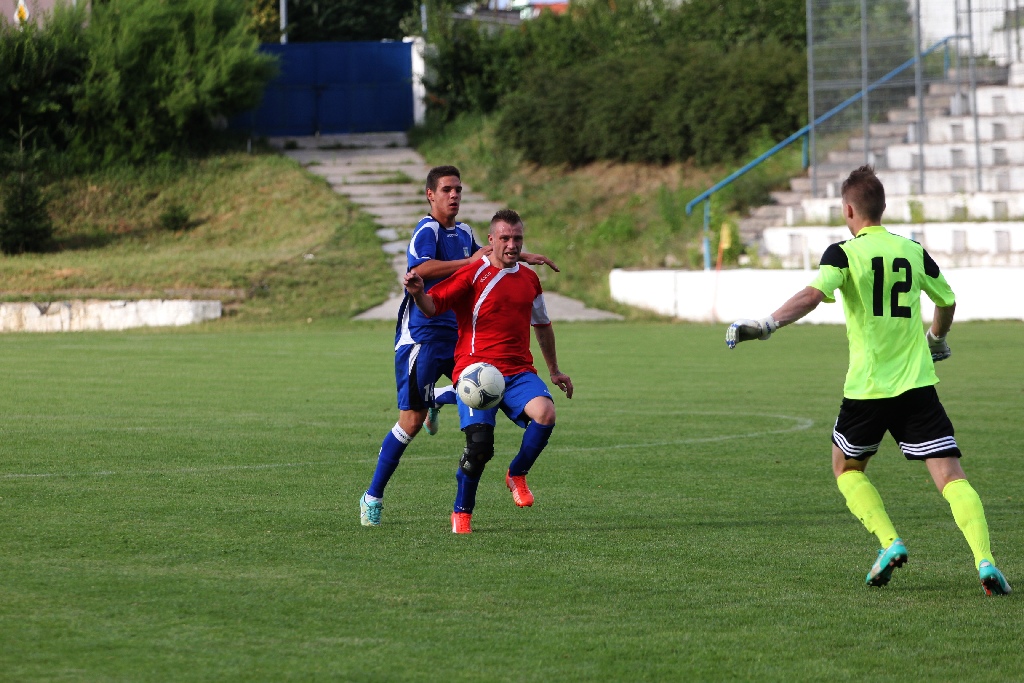 Konfeks lepszy od czwartoligowca