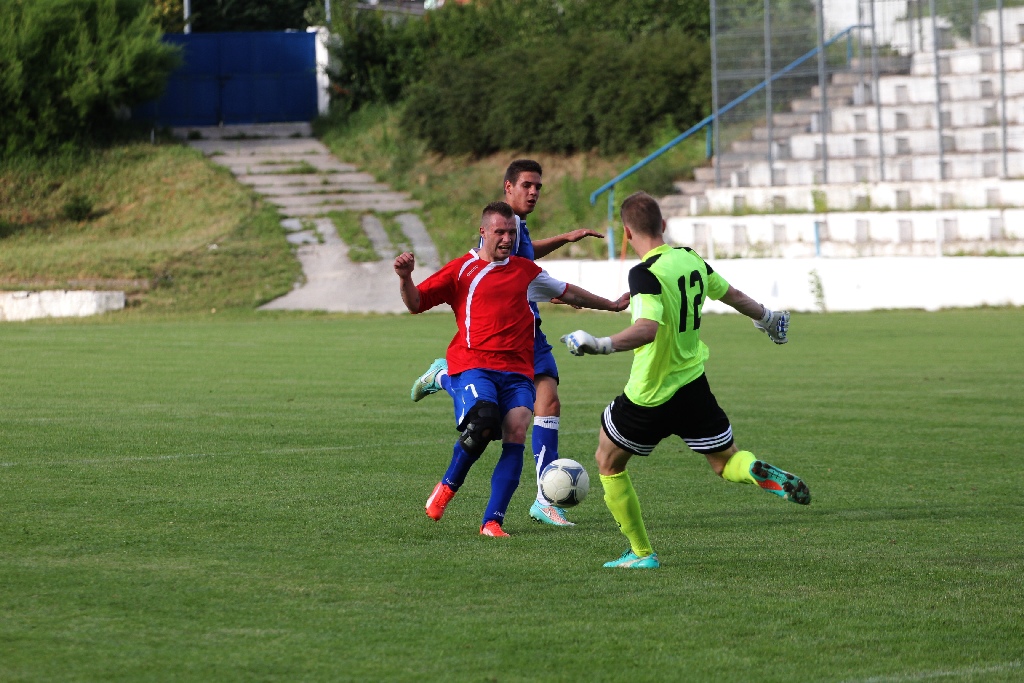 Konfeks lepszy od czwartoligowca