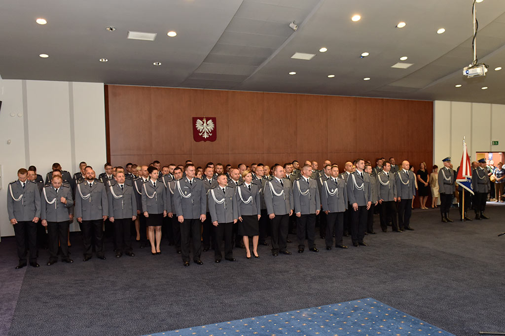 Świętowała policja. Były awanse i odznaczenia