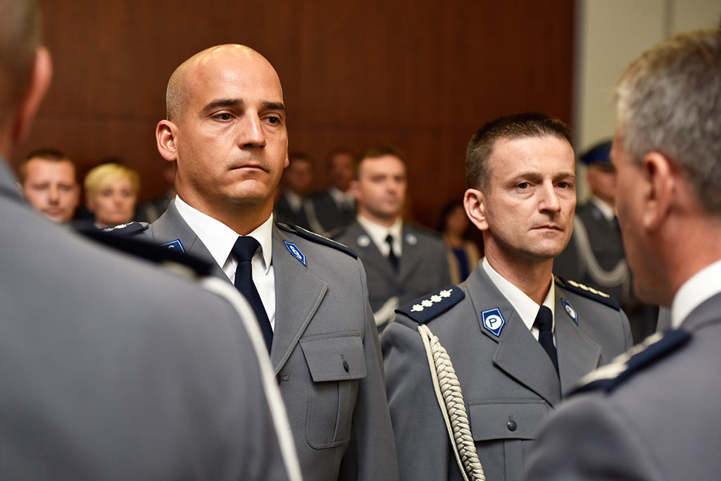 Świętowała policja. Były awanse i odznaczenia