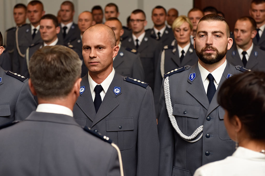Świętowała policja. Były awanse i odznaczenia
