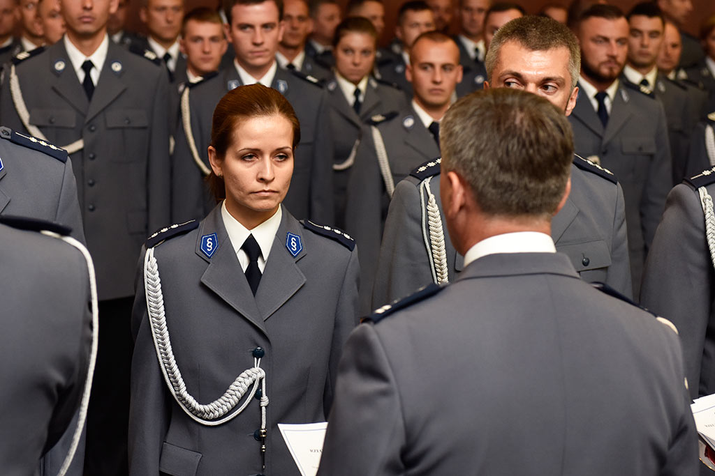 Świętowała policja. Były awanse i odznaczenia