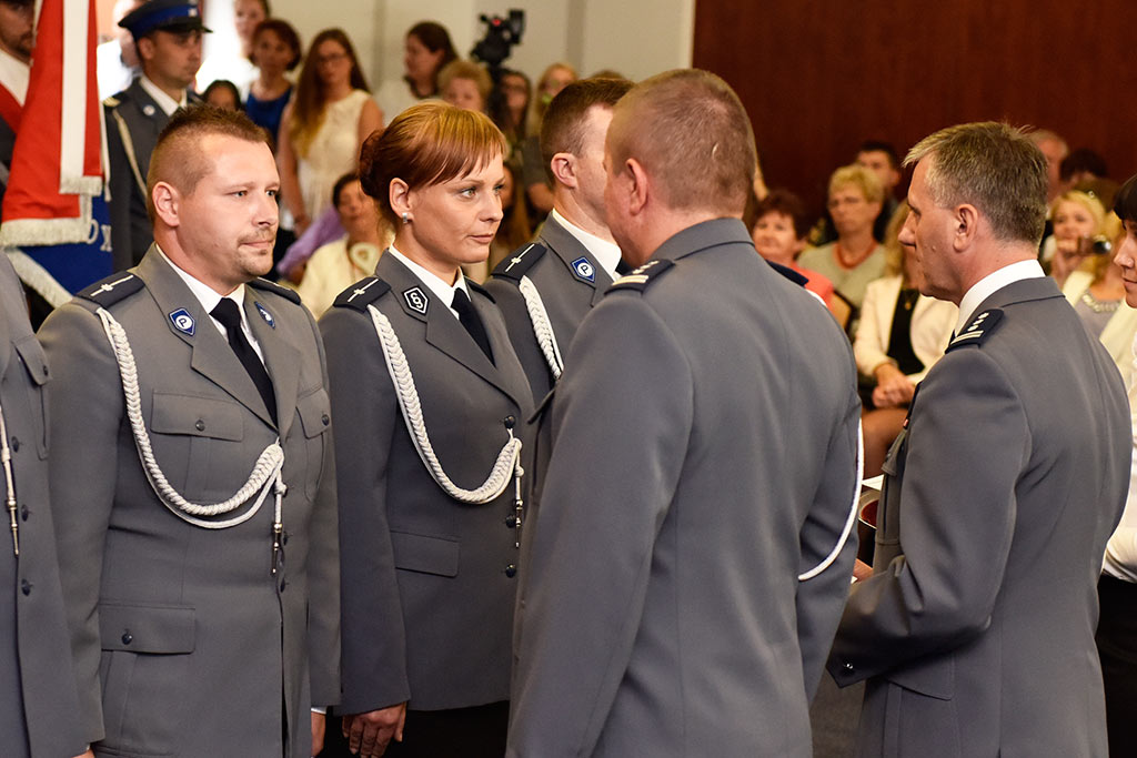 Świętowała policja. Były awanse i odznaczenia