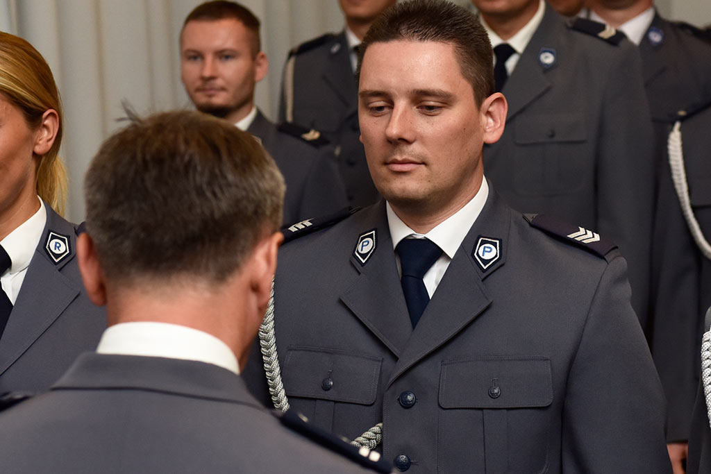Świętowała policja. Były awanse i odznaczenia