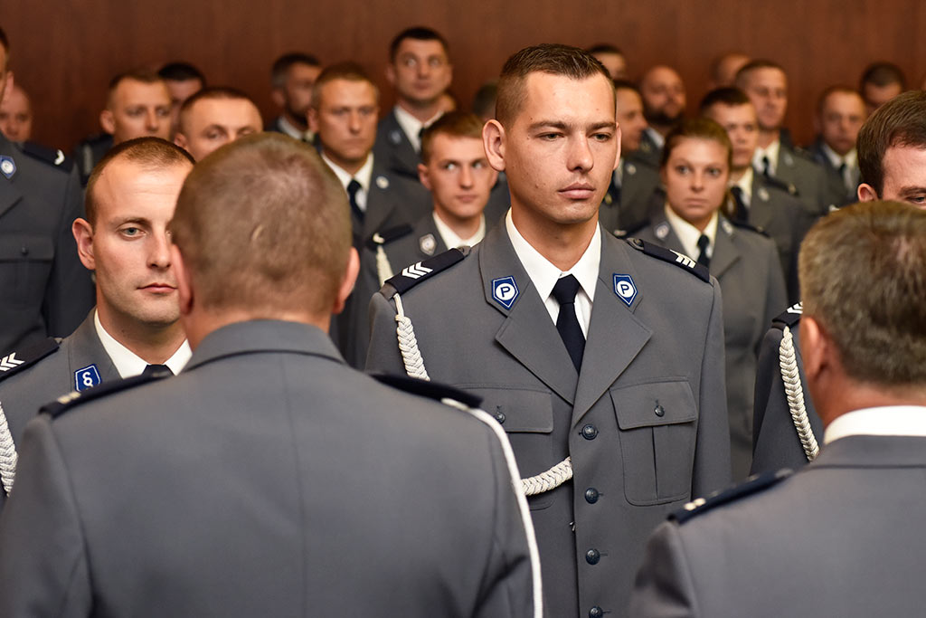Świętowała policja. Były awanse i odznaczenia