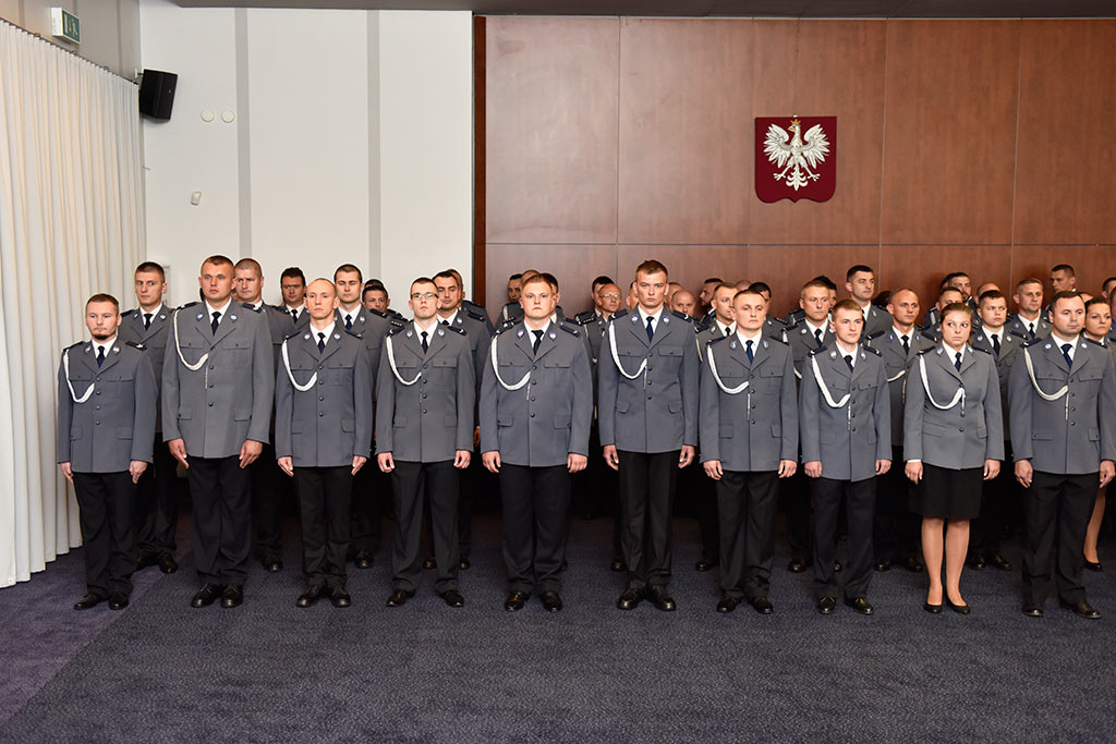 Świętowała policja. Były awanse i odznaczenia