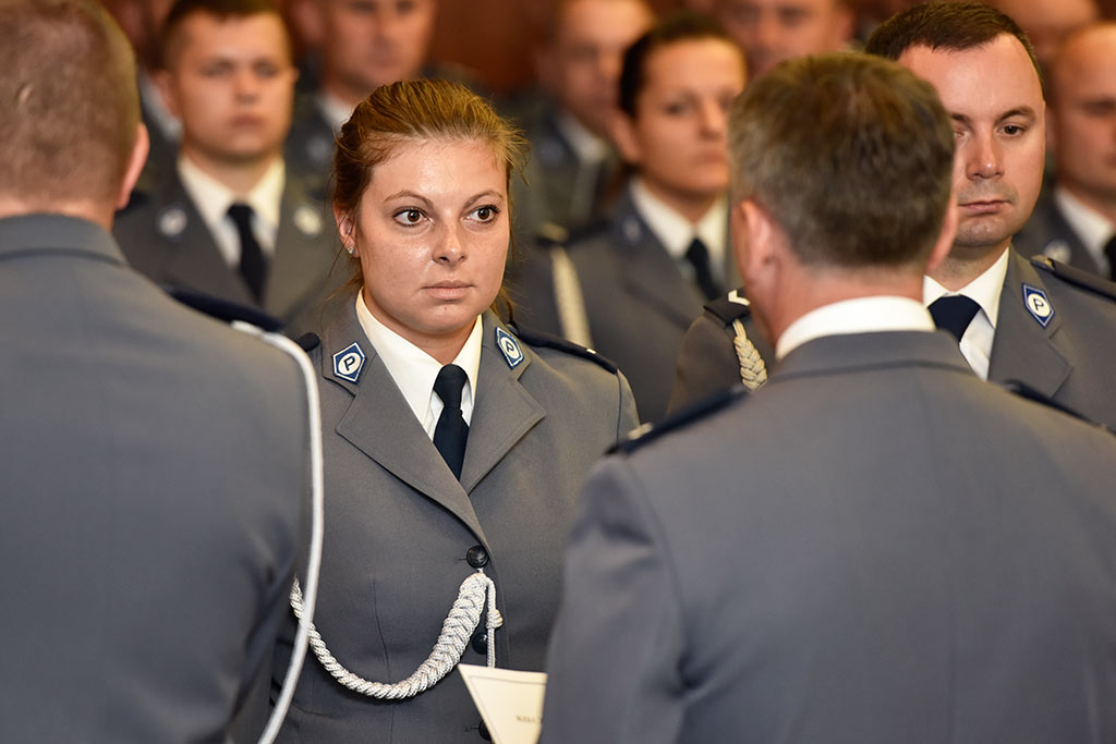 Świętowała policja. Były awanse i odznaczenia
