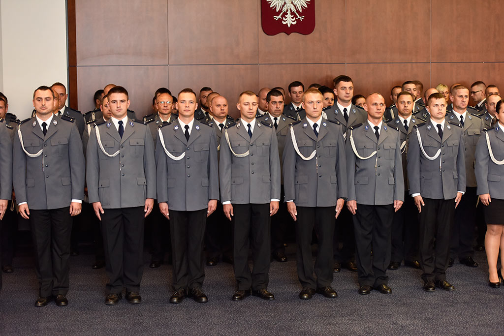 Świętowała policja. Były awanse i odznaczenia