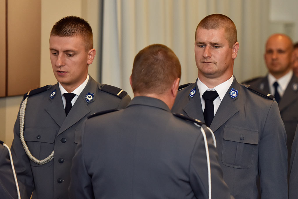 Świętowała policja. Były awanse i odznaczenia