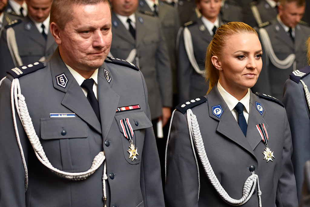 Świętowała policja. Były awanse i odznaczenia