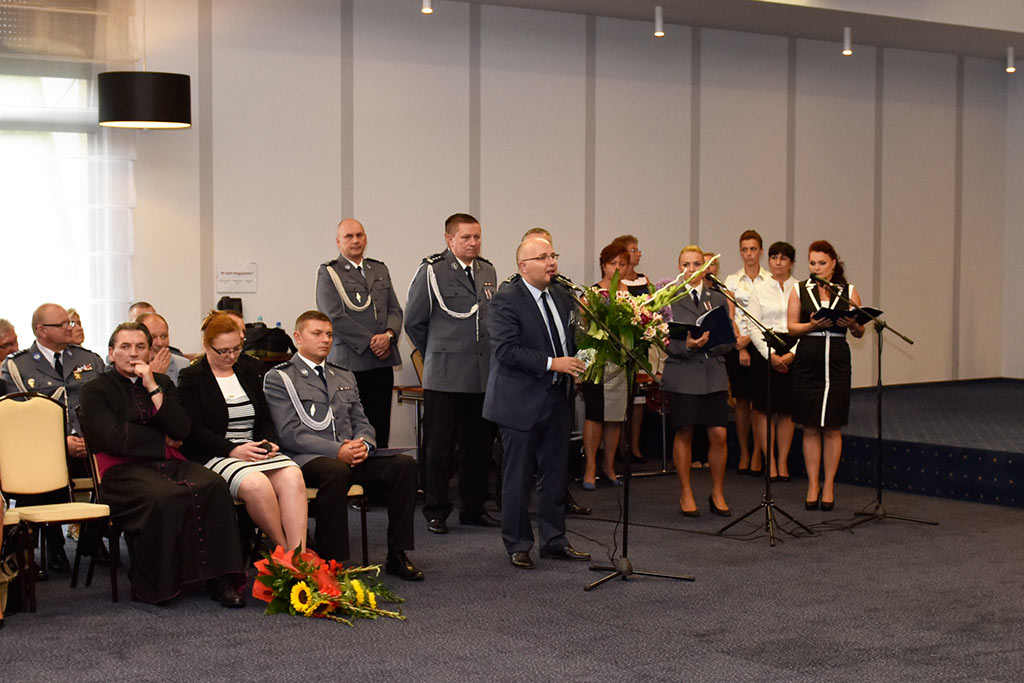 Świętowała policja. Były awanse i odznaczenia