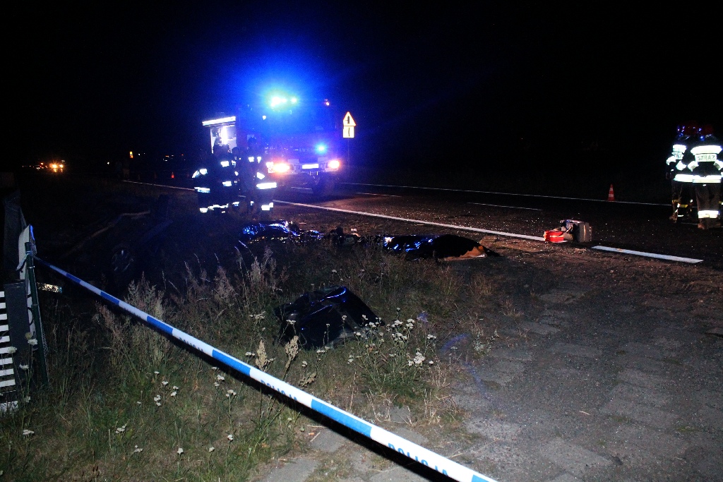 Tragiczny wypadek w Prochowicach. Dwie osoby nie żyją