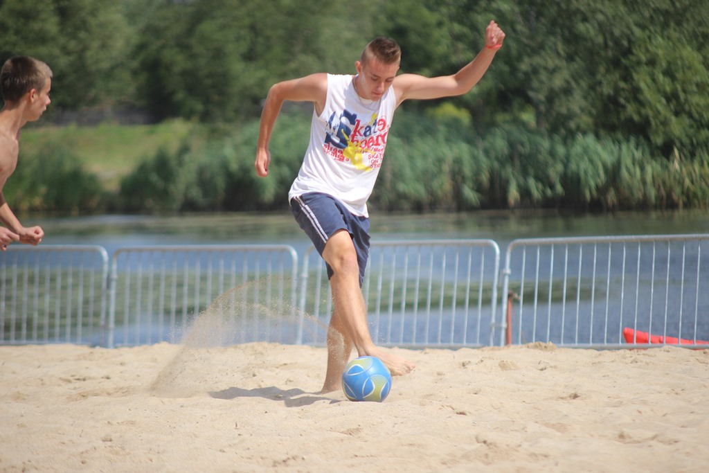 Na Kormoranie grali w plażową piłkę nożną