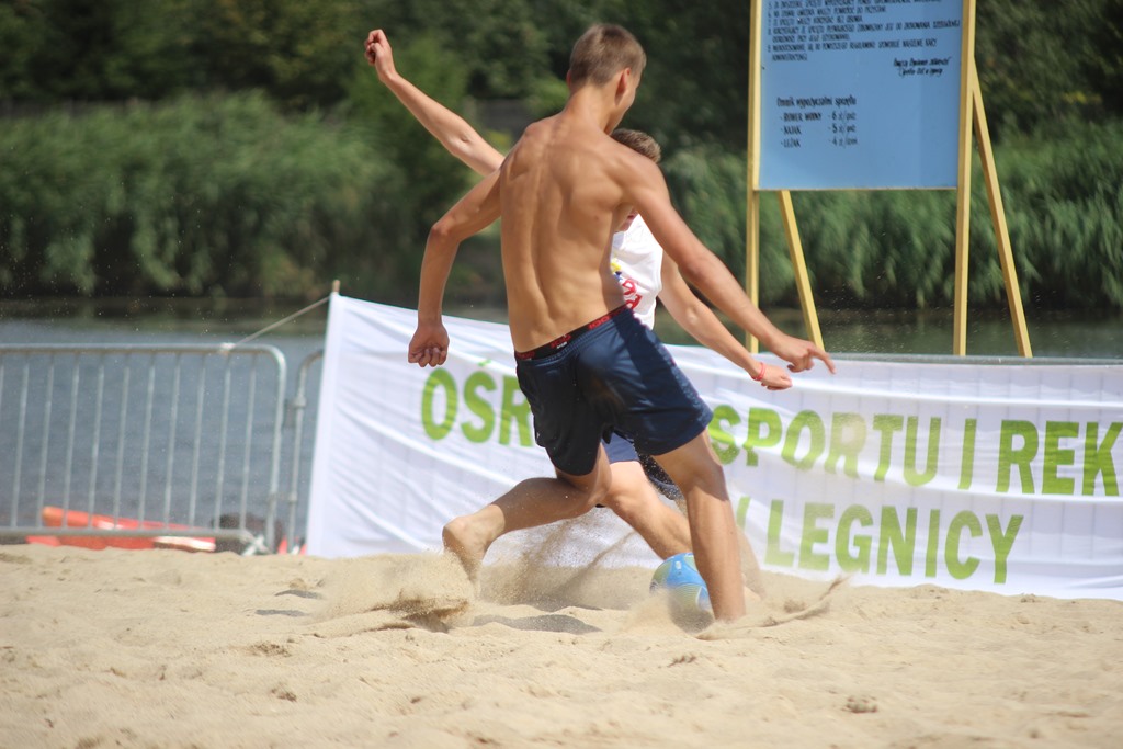 Na Kormoranie grali w plażową piłkę nożną