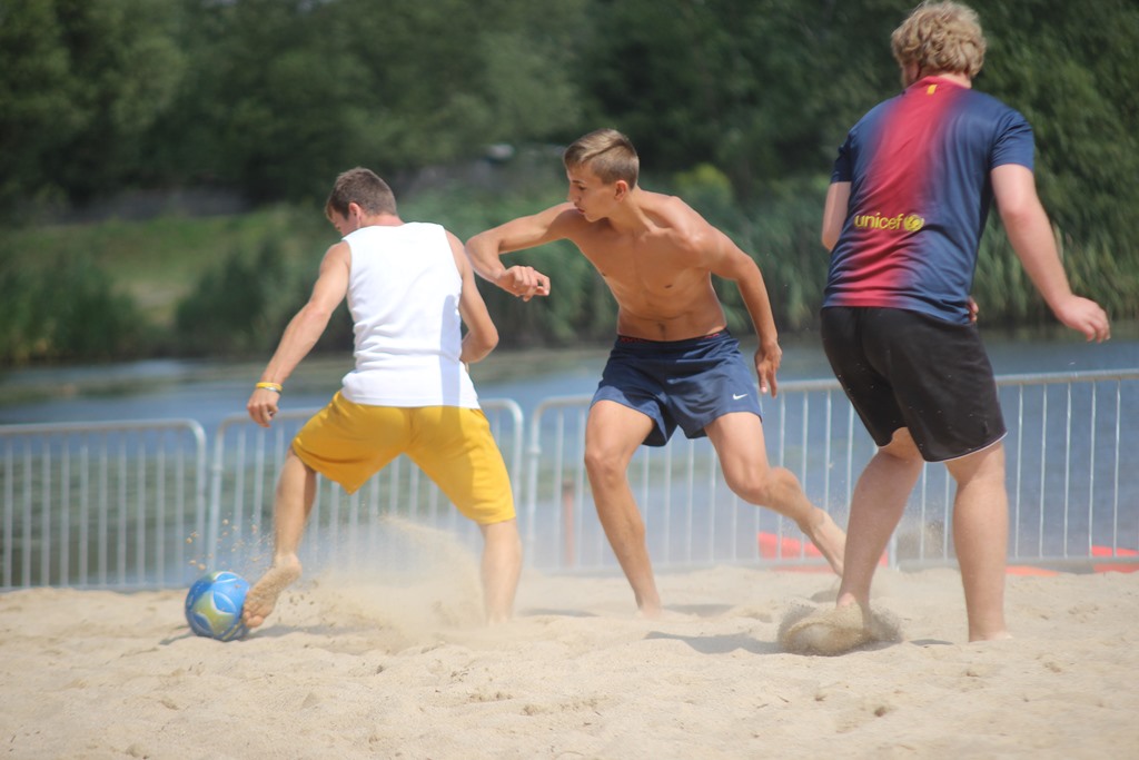 Na Kormoranie grali w plażową piłkę nożną