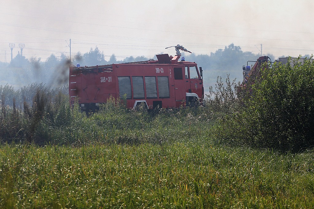 Tereny wokół kąpieliska Kormoran skąpane w ogniu