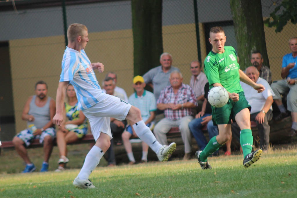 Klasa A: KS Legnickie Pole - Albatros 3:0 (2:0)