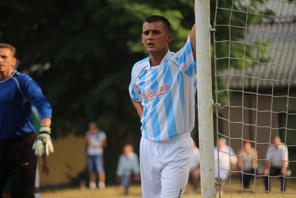 Klasa A: KS Legnickie Pole - Albatros 3:0 (2:0)