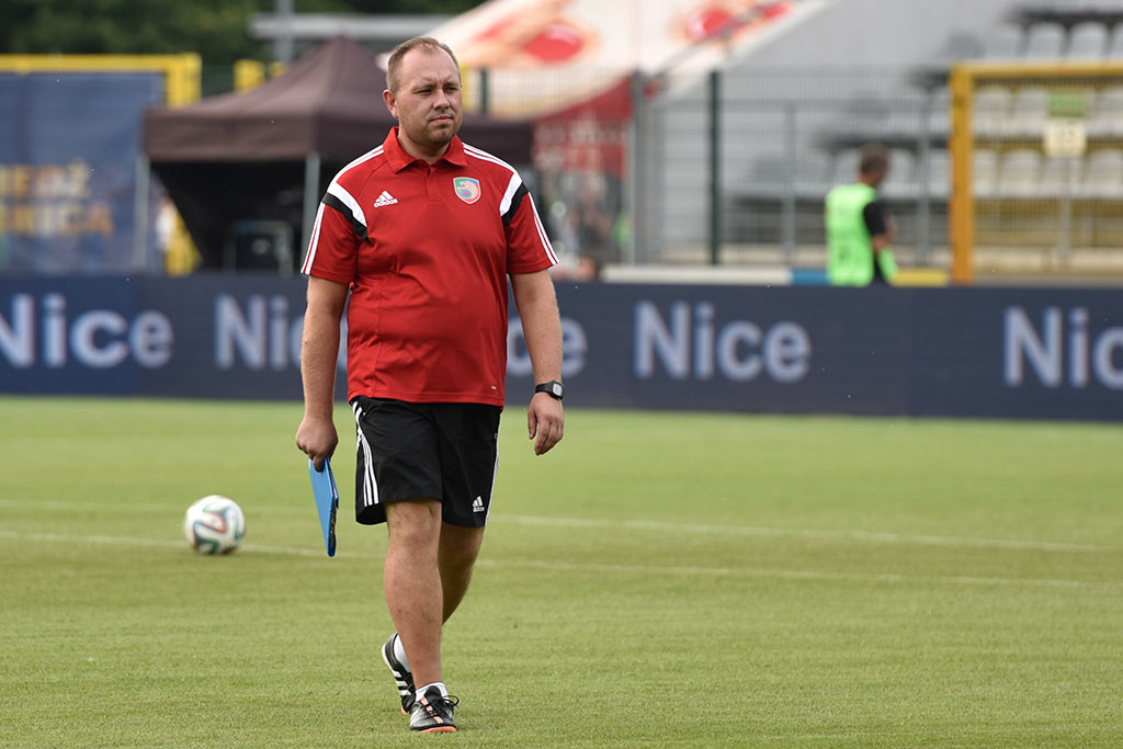 Derby dla Chrobrego. Miedź słaba i bezradna
