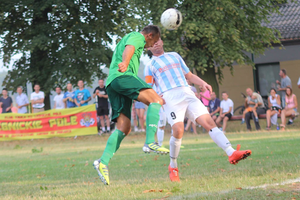 Klasa A: KS Legnickie Pole - Albatros 3:0 (2:0)