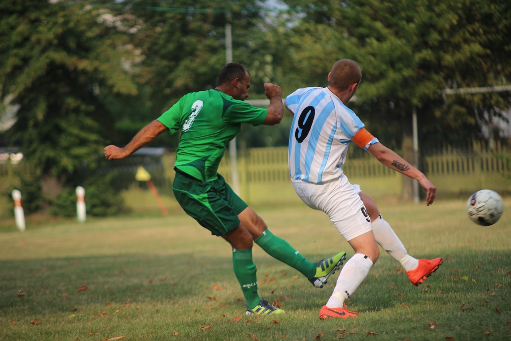 Klasa A: KS Legnickie Pole - Albatros 3:0 (2:0)