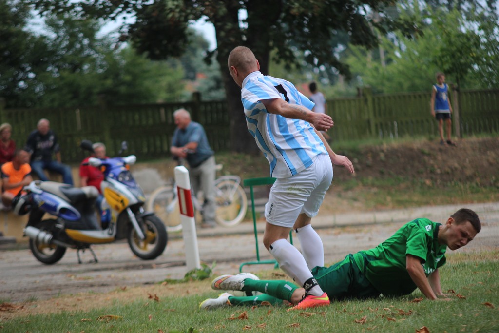 Klasa A: KS Legnickie Pole - Albatros 3:0 (2:0)