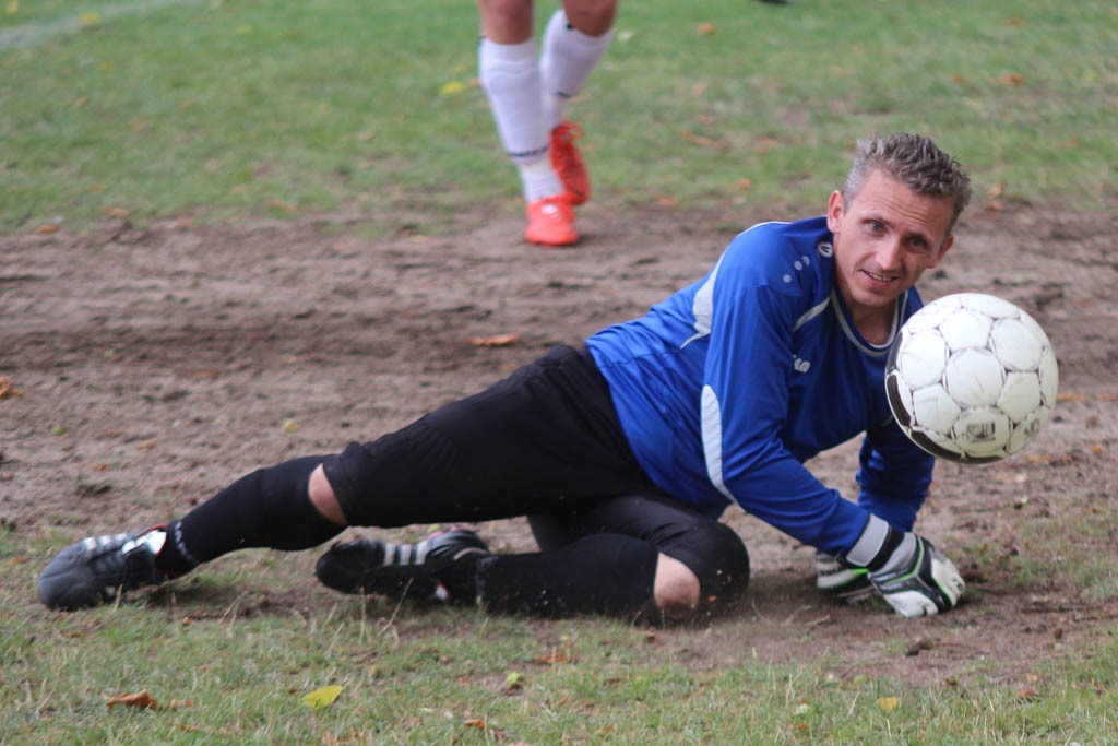 Klasa A: KS Legnickie Pole - Albatros 3:0 (2:0)