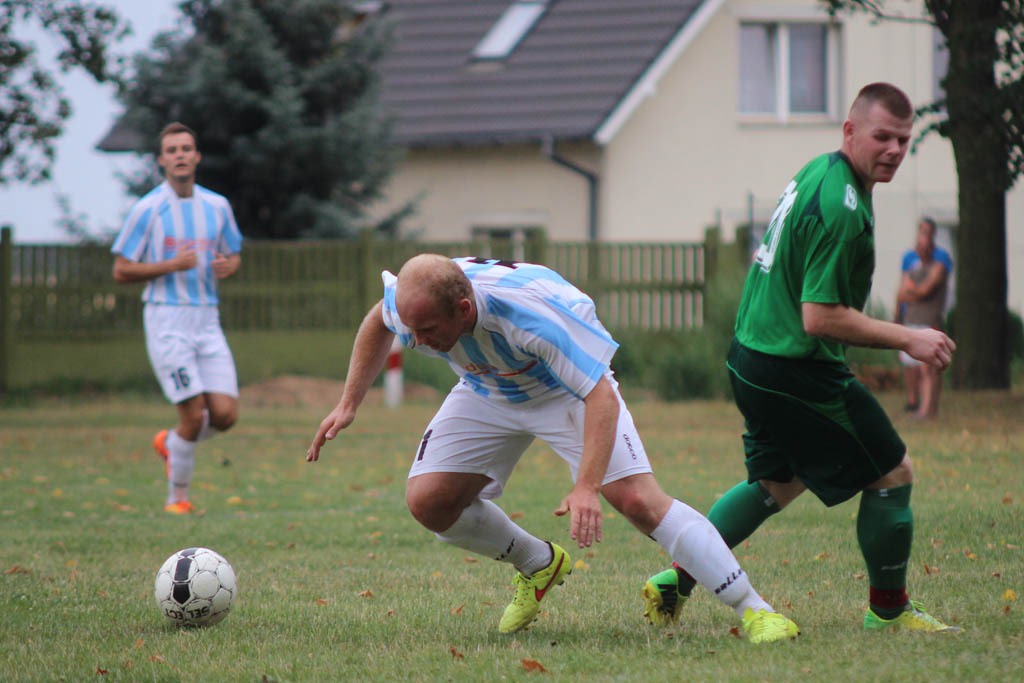 Klasa A: KS Legnickie Pole - Albatros 3:0 (2:0)
