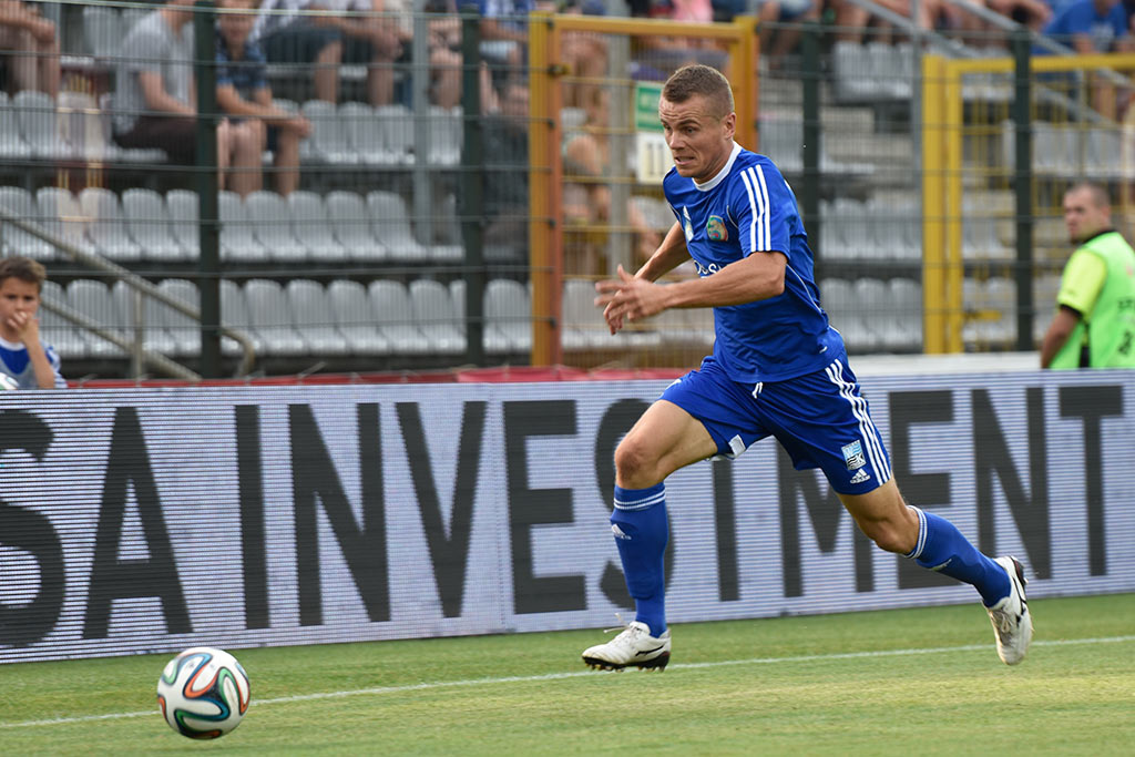 Derby dla Chrobrego. Miedź słaba i bezradna
