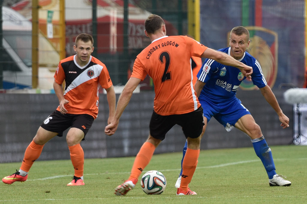 Derby dla Chrobrego. Miedź słaba i bezradna
