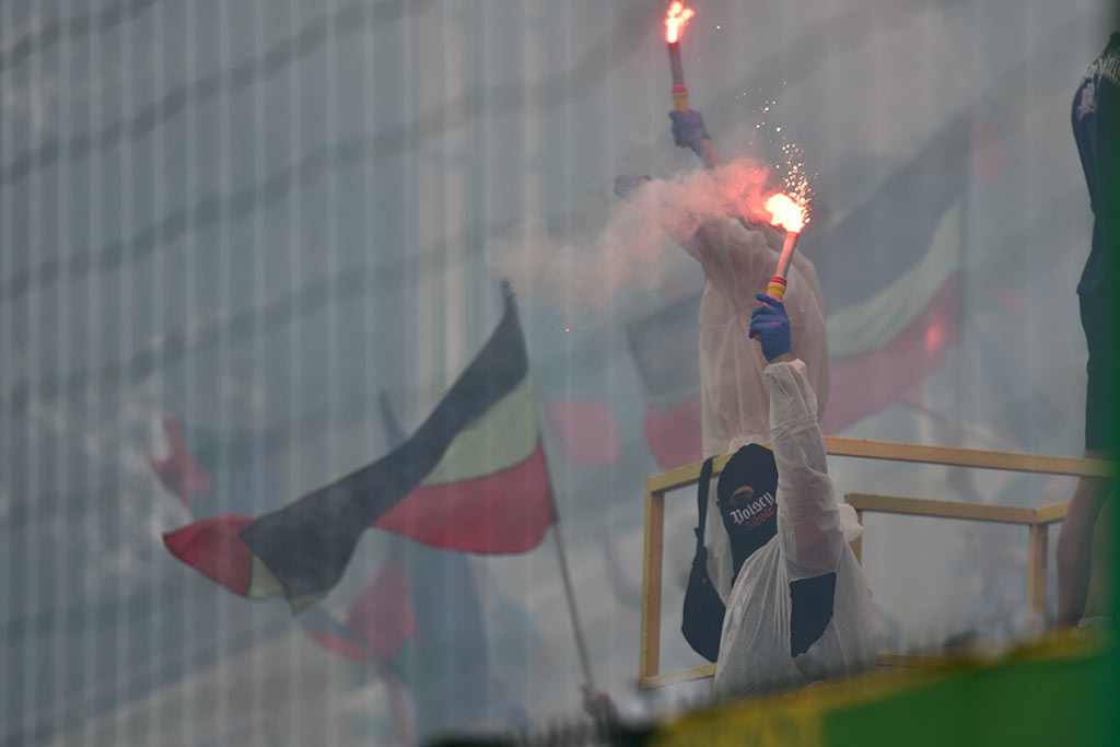 Derby dla Chrobrego. Miedź słaba i bezradna

