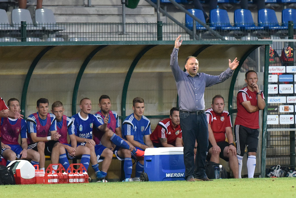 Derby dla Chrobrego. Miedź słaba i bezradna
