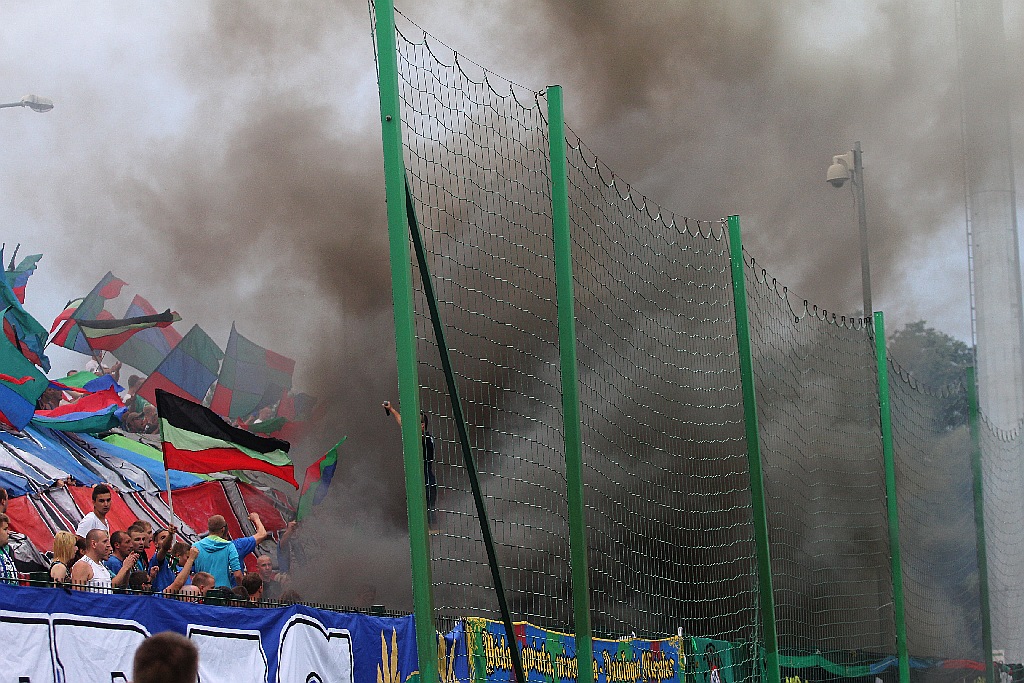 Derby dla Chrobrego. Miedź słaba i bezradna

