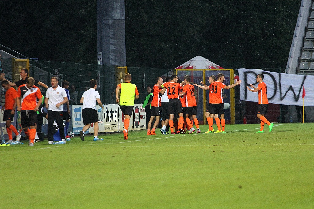Derby dla Chrobrego. Miedź słaba i bezradna
