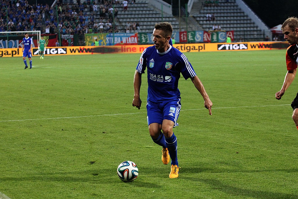 Derby dla Chrobrego. Miedź słaba i bezradna
